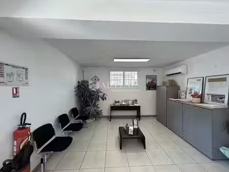 location locaux professionnels 0 pièces 130 m² à narbonne (11100)  2 500 €