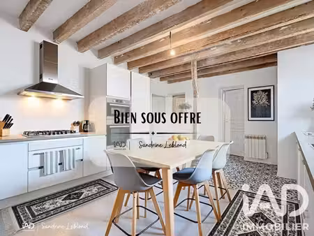 maison à escorpain (28270)
