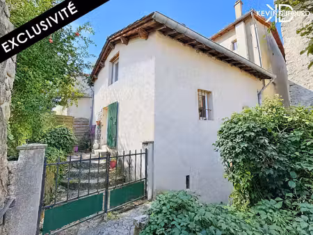 maison de village de 140 m² avec terrain de 90m² à jaujac