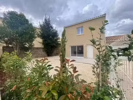 villa la calmette 4 pièce(s) 93 m²