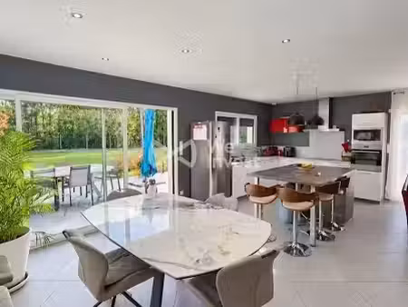 vente maison 5 pièces 122 m² à castelsarrasin (82100)  275 000 €