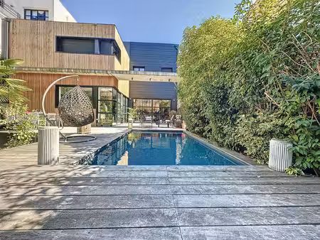 côté pavée - maison familiale de 400 m².