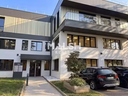 location bureaux tassin la demi lune 69160 139m²