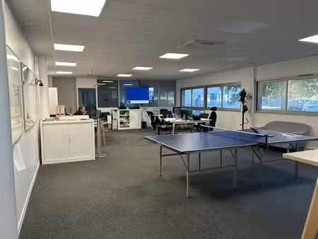 location bureaux tours 37100 157m²