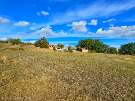 ancienne ferme en pierre avec vue panoramique - 6 5 hectares +++ le lédat -47