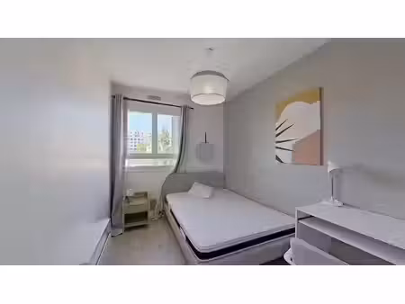 23 rue roposte lyon 69003 - chambre 4 - t5 meublé - 570 €cc
