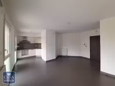 location appartement 2 pièces 46m² laval 53000