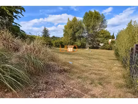 brue auriac - terrain constructible 952m2 avec permis