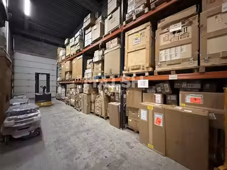 location local d’activités vénissieux 69200 375m²