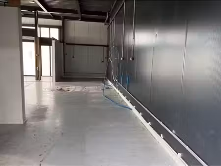 location commerce audenge 33980 105m² à 210m²