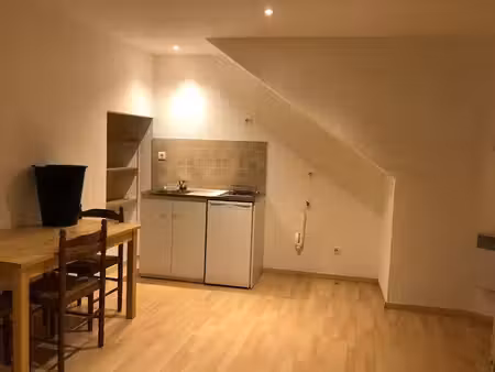 location appartement 1 pièce 25m² la celle 83170