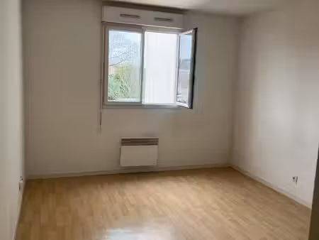 location appartement 1 pièce 22m² pessac 33600