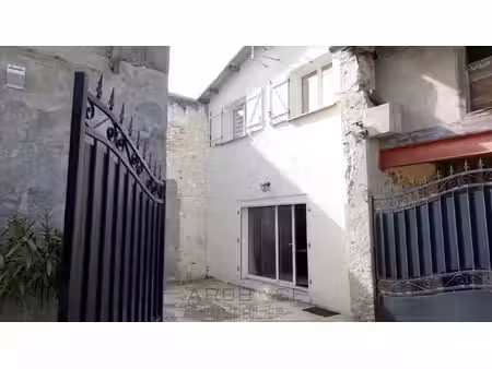 maison de village avec cour