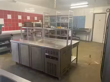 vente locaux professionnels 0 pièces 520 m² à les epesses (85590)  800 000 €