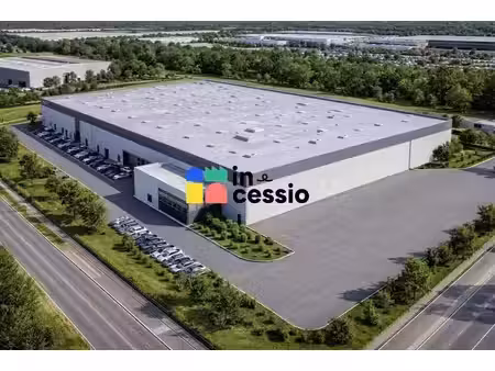 vente local d’activités le mans 72100 10000m²