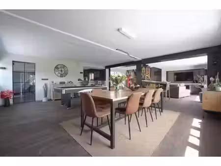 ternat - superbe maison 3 façades avec jardin & garage !