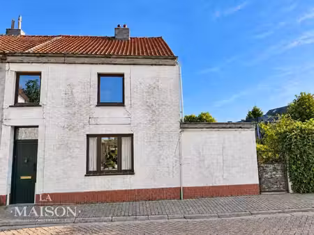 sterrebeek – maison 3 façades à rénover avec jardin