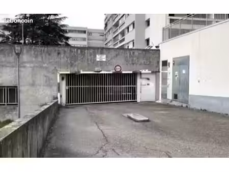 garage