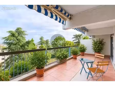 appartement 3 pièces 77 m²