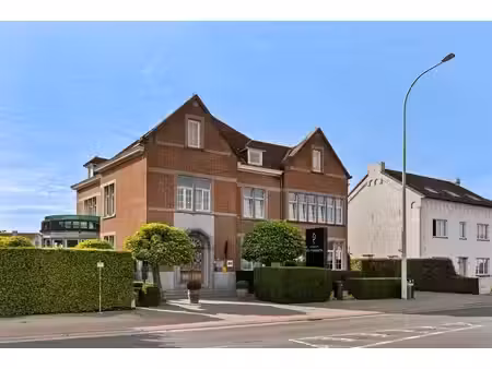 commerce avec appartement