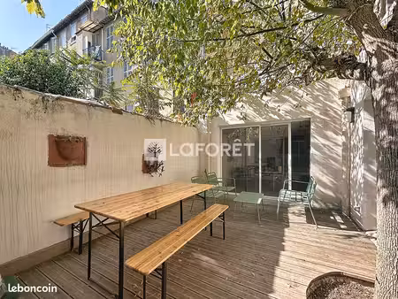 bureaux 82 m² marseille