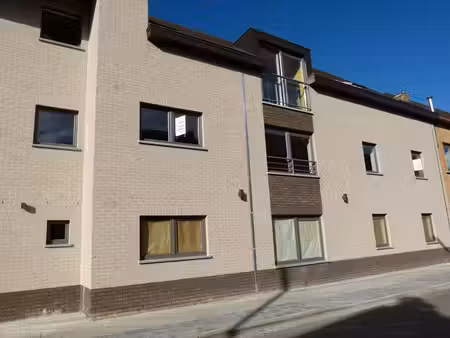 superbe appartement de 100 m2 situé dans la ville d'ath