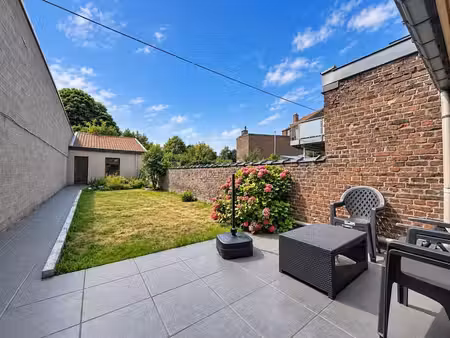 maison lumineuse tres bon etat -4ch -jardin/terrasse -annexe