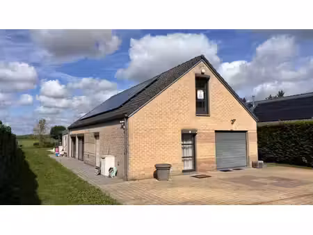 maison 3 chambres avec garage et piscine