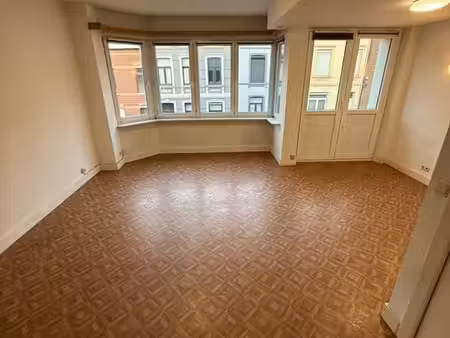 appartement 1ch à verviers  rue des carrières (46)