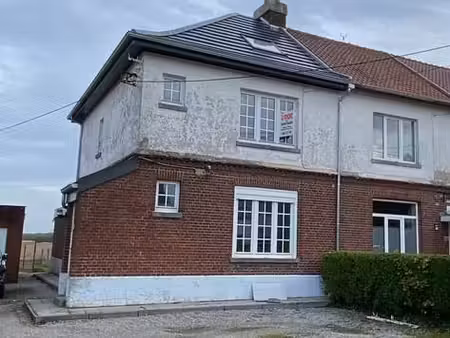 maison 3 façades - beau potentiel