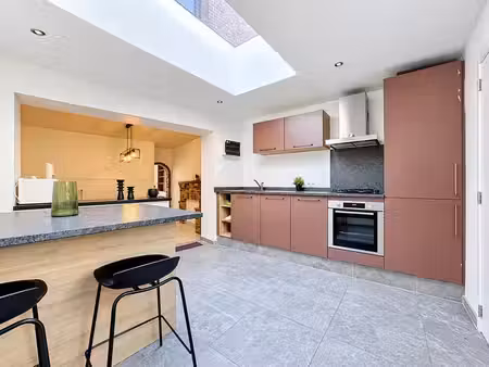 maison 2 chambres avec grenier aménageable et vaste jardin