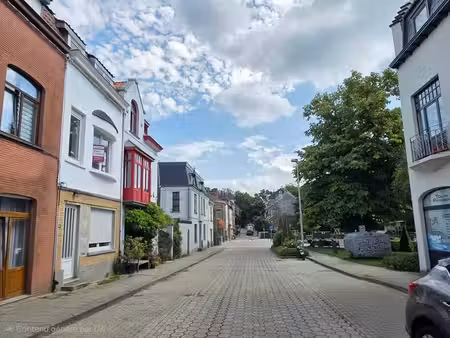 watermael-boitsfort – belle maison de ville entièrement réno