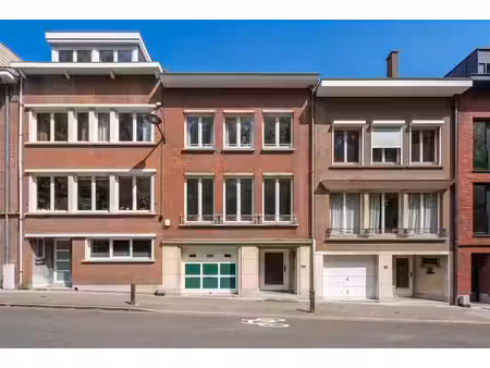 proche de montgomery  dans une rue calme maison (3ch/1sdb)