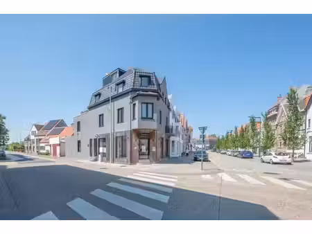 appartementsgebouw met handelspand  appartementen en verg...