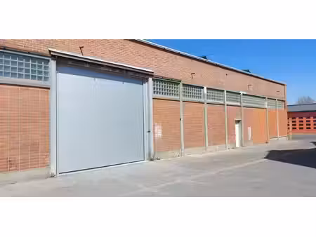 entrepôt à louer à lauwe pour € 950