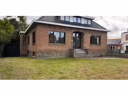 maison à louer à torhout pour € 1.100 avec 3 chambres à coucher