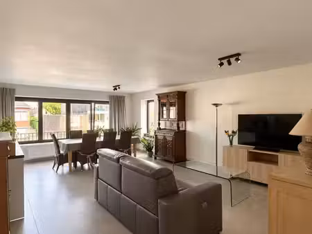 prachtig appartement met 2 slaapkamers & terrassen in lier!