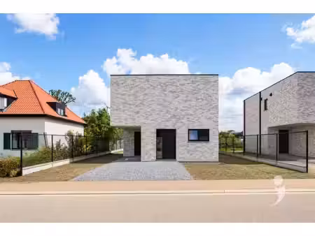 huis te koop in molenstede met 3 slaapkamers