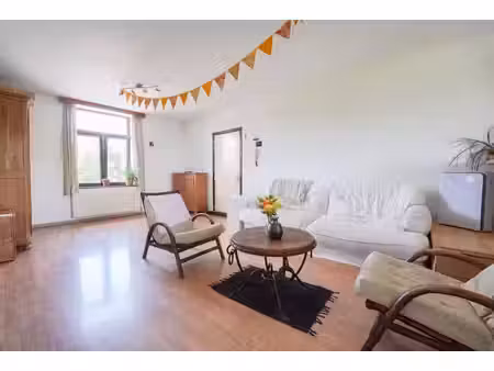 appartement 2 ch avec local rangement