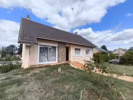 vente maison à montfort-le-gesnois (72450) : à vendre / 82m² montfort-le-gesnois