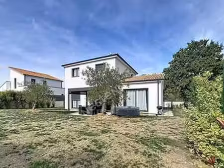 vente maison à champtoceaux (49270) : à vendre / 141m² champtoceaux