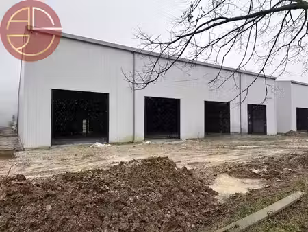 location locaux professionnels 1 pièce 150 m² à verfeil (31590)  1 051 €