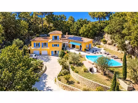 le rouret - villa 8 pièces avec jardin et piscine