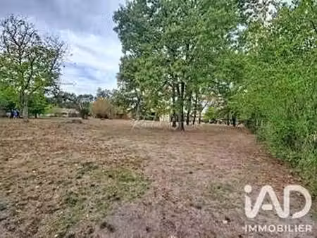 vente terrain à saint-martin-de-laye (33910) : à vendre / 800m² saint-martin-de-laye