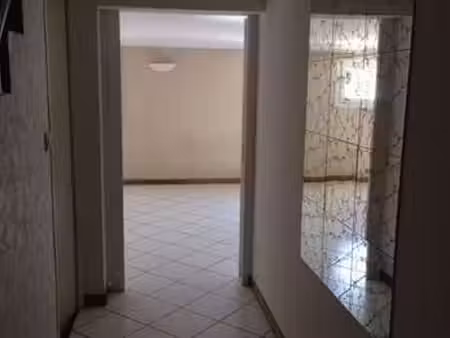 location appartement t1 meublé à lagny-sur-marne (77400) : à louer t1 meublé / 25m² lagny-