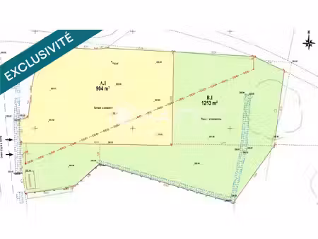 terrain plat de près de 2200m² à la campagne