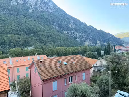 appartement 5 pièces 85 m²