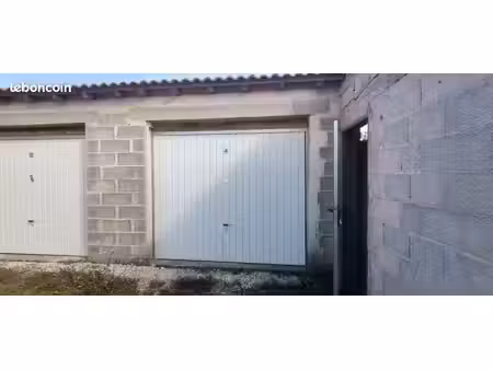 garage à louer