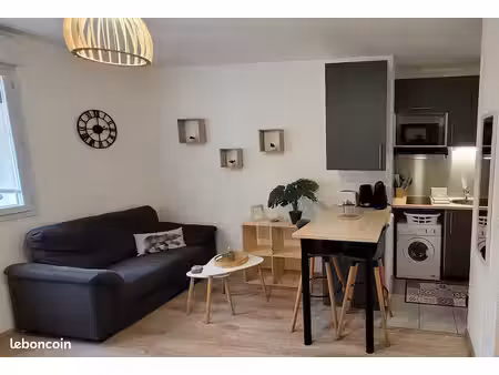 studio meublé pour étudiant de 24 m2 quartier st genès  rénové en 2025