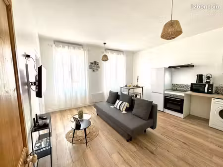 bel appartement de deux pieces meublé abbeville